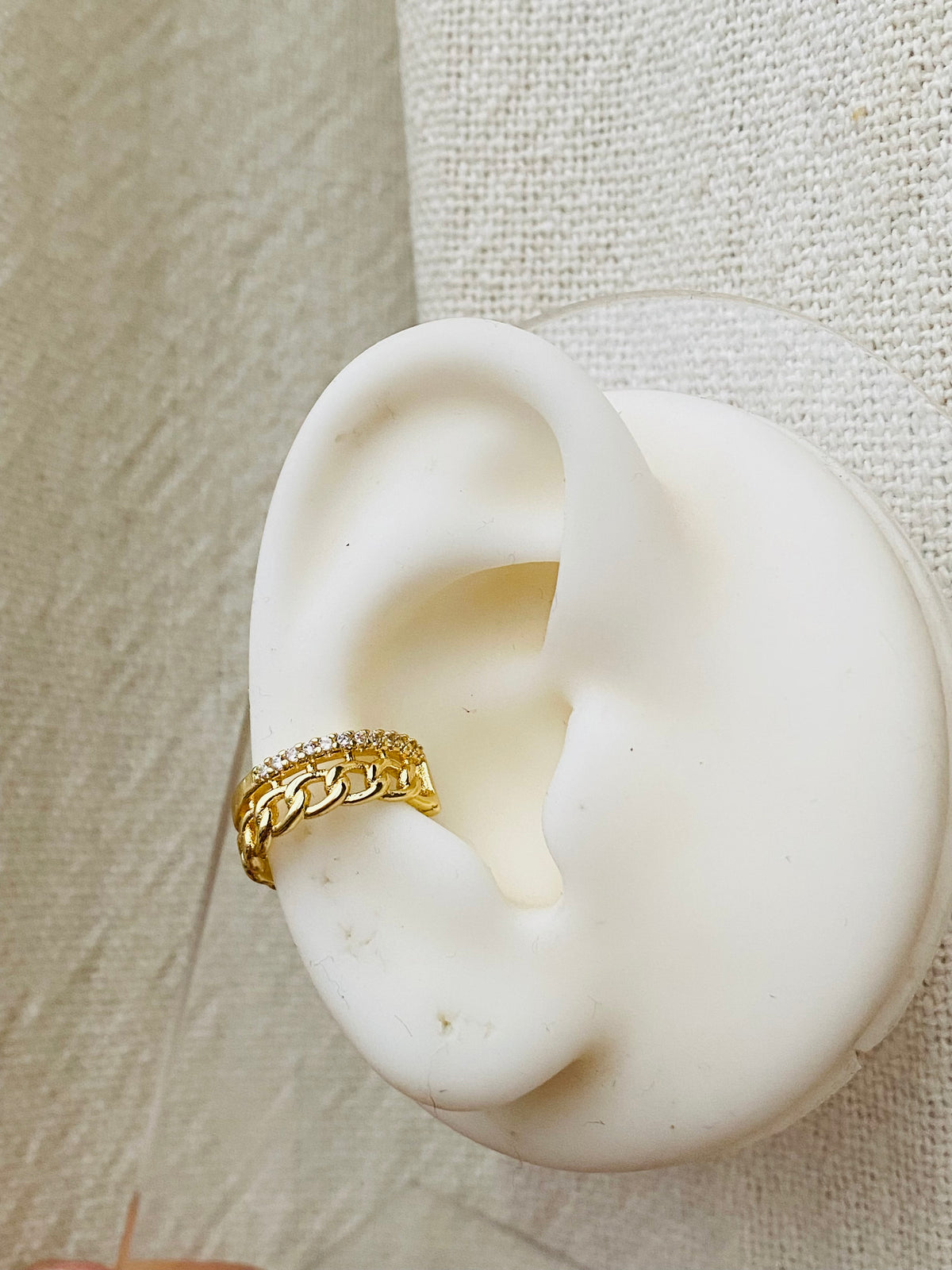 EAR cuff lux